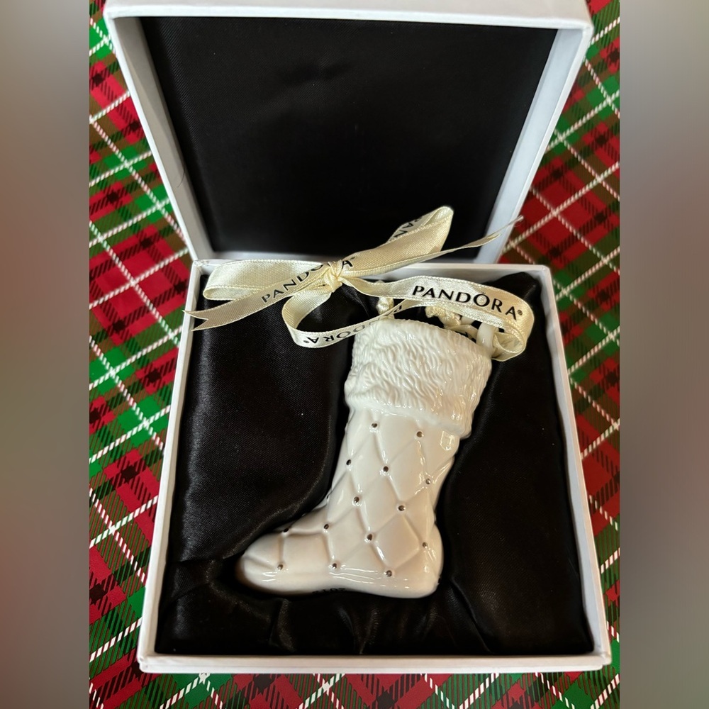 NIB NWOT Pandora Christmas Stocking 2012 ornament w/ Charm Pouch white and gold
